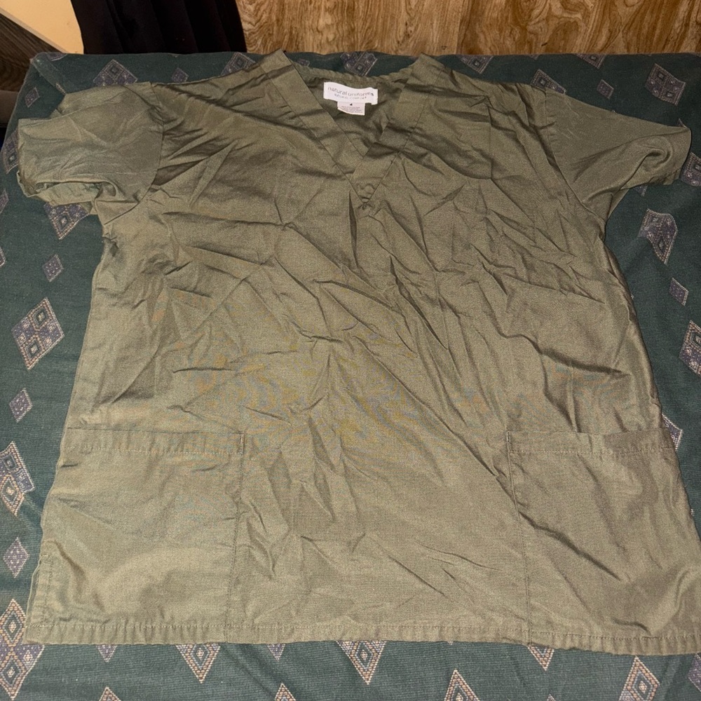 Green Short Sleeve Tee Casual Top